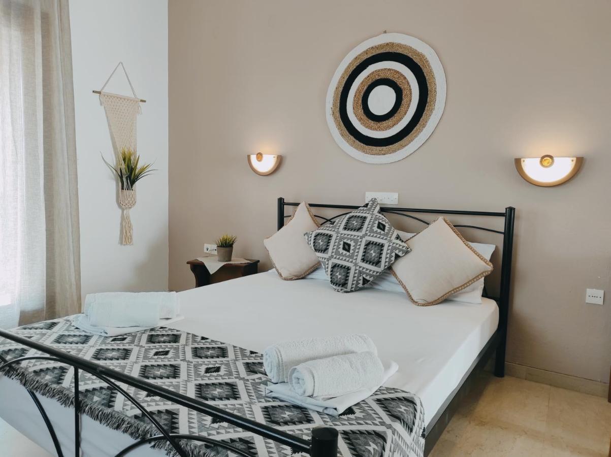 Hotel Alexandra Nea Roda Zewnętrze zdjęcie
