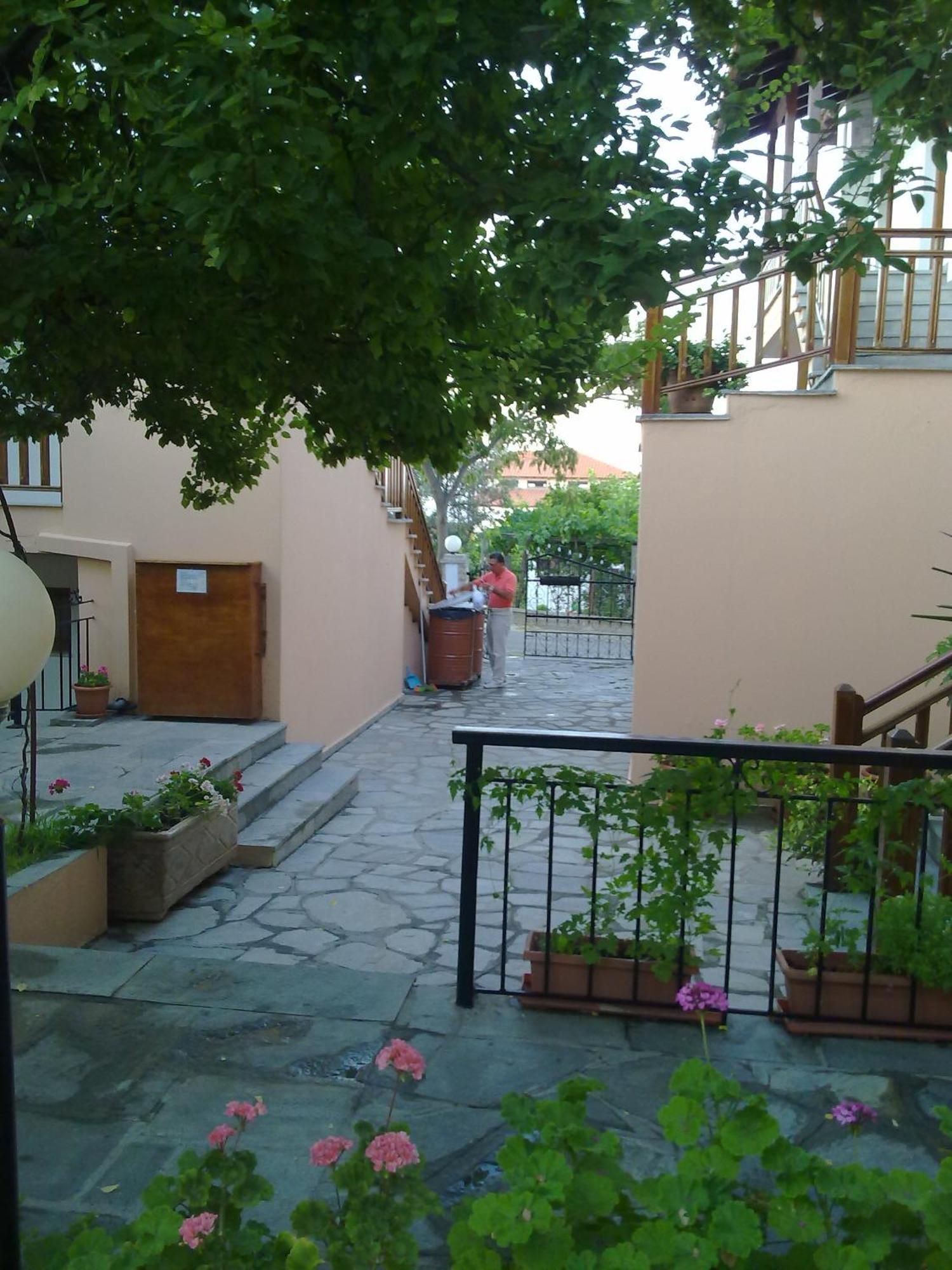Hotel Alexandra Nea Roda Zewnętrze zdjęcie
